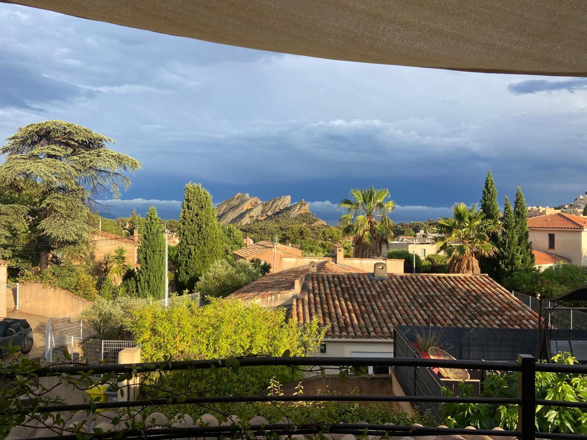 Sublime Logement Avec Vue Mer Et Jacuzzi La Ciotat Eksteriør bilde