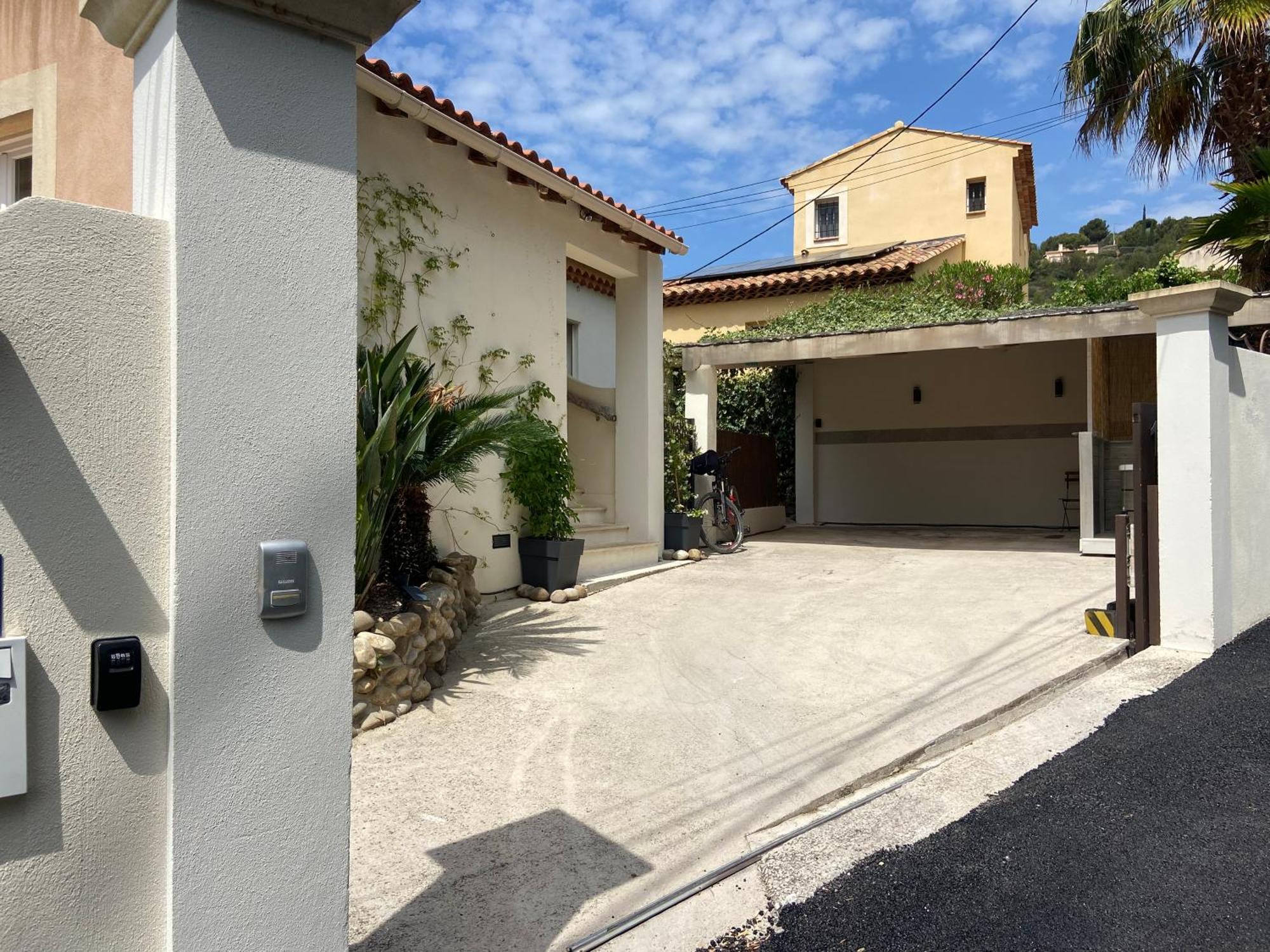 Sublime Logement Avec Vue Mer Et Jacuzzi La Ciotat Eksteriør bilde